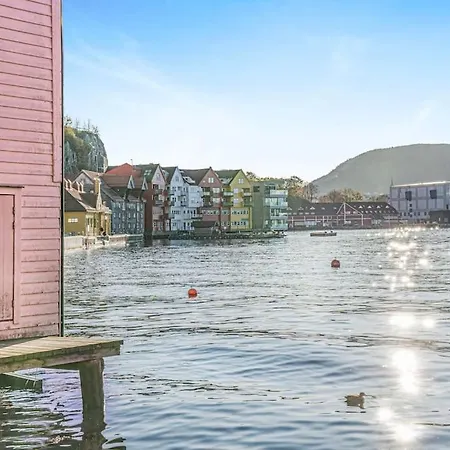 Seaside Apt. Catch Crabs From Your Bedroom Window! Bergen